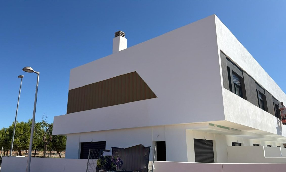 Obra nueva - Adosado -
Pilar de la Horadada - pueblo
