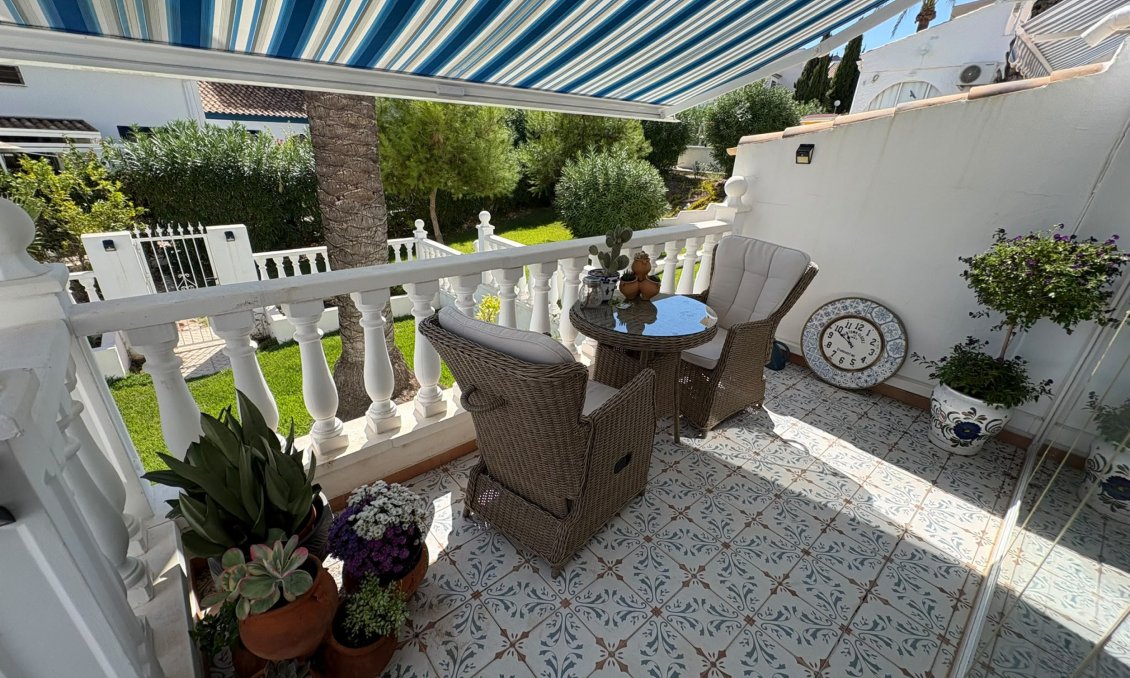 Revente - Villa -
Villamartin - Costa Blanca