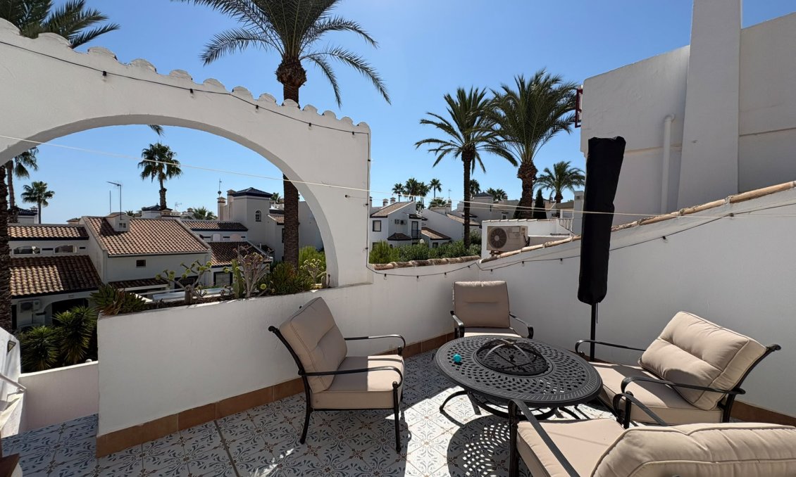 Revente - Villa -
Villamartin - Costa Blanca