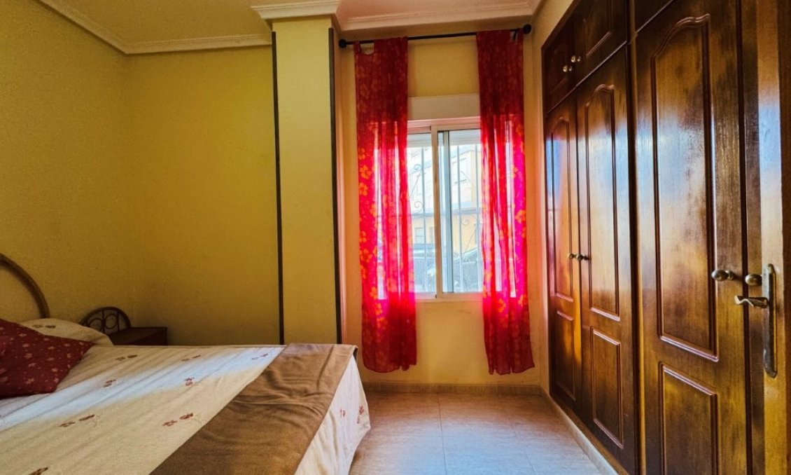 Wiederverkauf - Wohnung -
La Mata - Costa Blanca