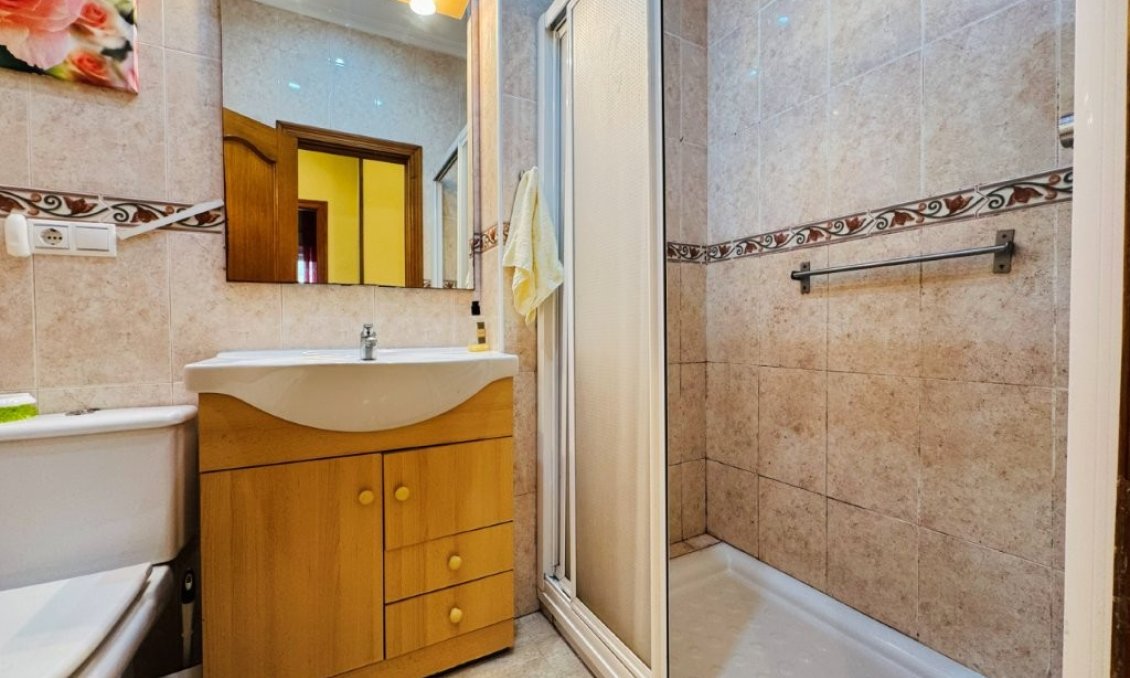 Wiederverkauf - Wohnung -
La Mata - Costa Blanca
