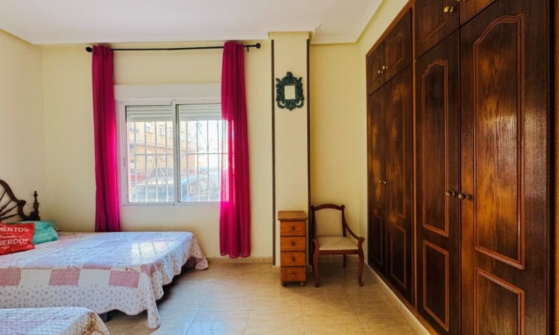 Wiederverkauf - Wohnung -
La Mata - Costa Blanca