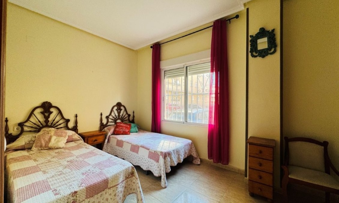 Wiederverkauf - Wohnung -
La Mata - Costa Blanca
