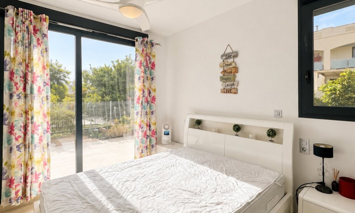 Használt Ingatlanok - Apartman -
Orihuela Costa - Costa Blanca