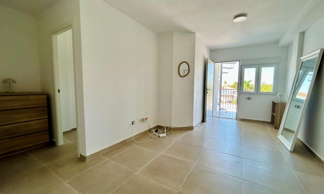 Használt Ingatlanok - Apartman -
Torrevieja - Costa Blanca