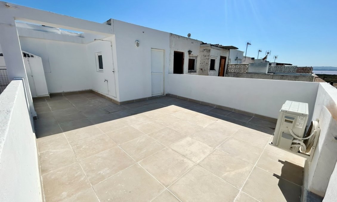 Használt Ingatlanok - Apartman -
Torrevieja - Costa Blanca