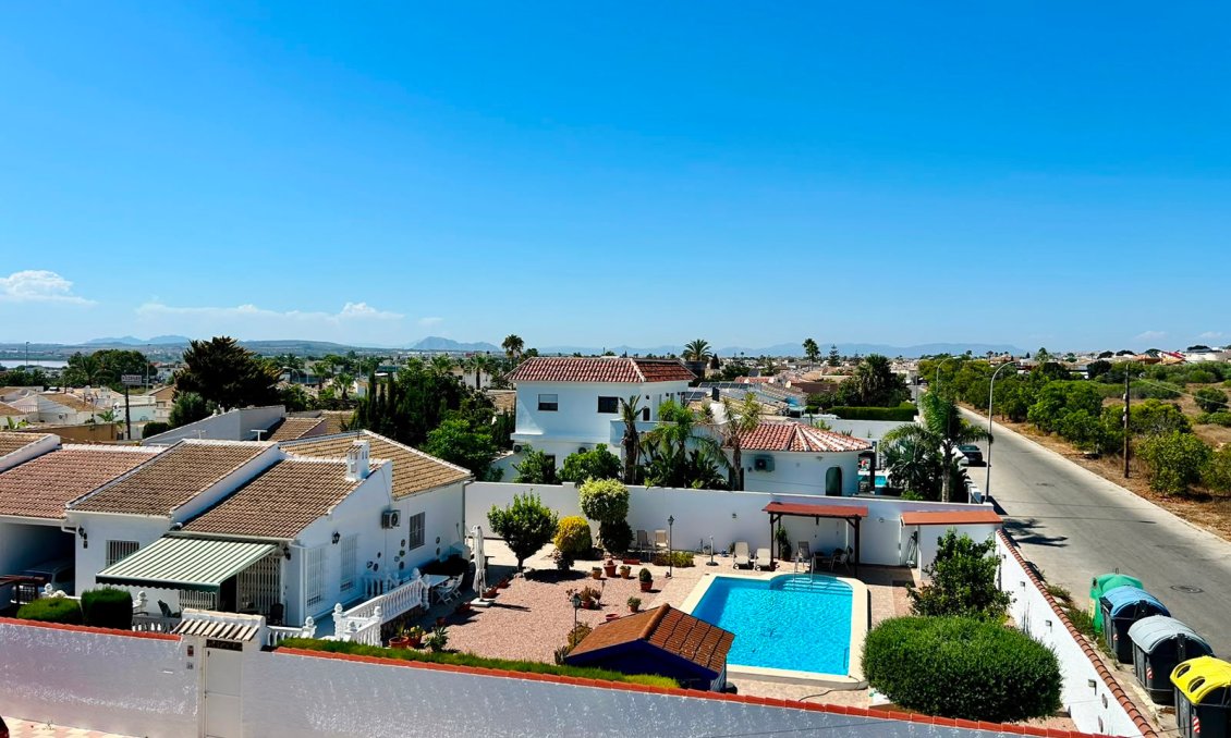 Használt Ingatlanok - Apartman -
Torrevieja - Costa Blanca