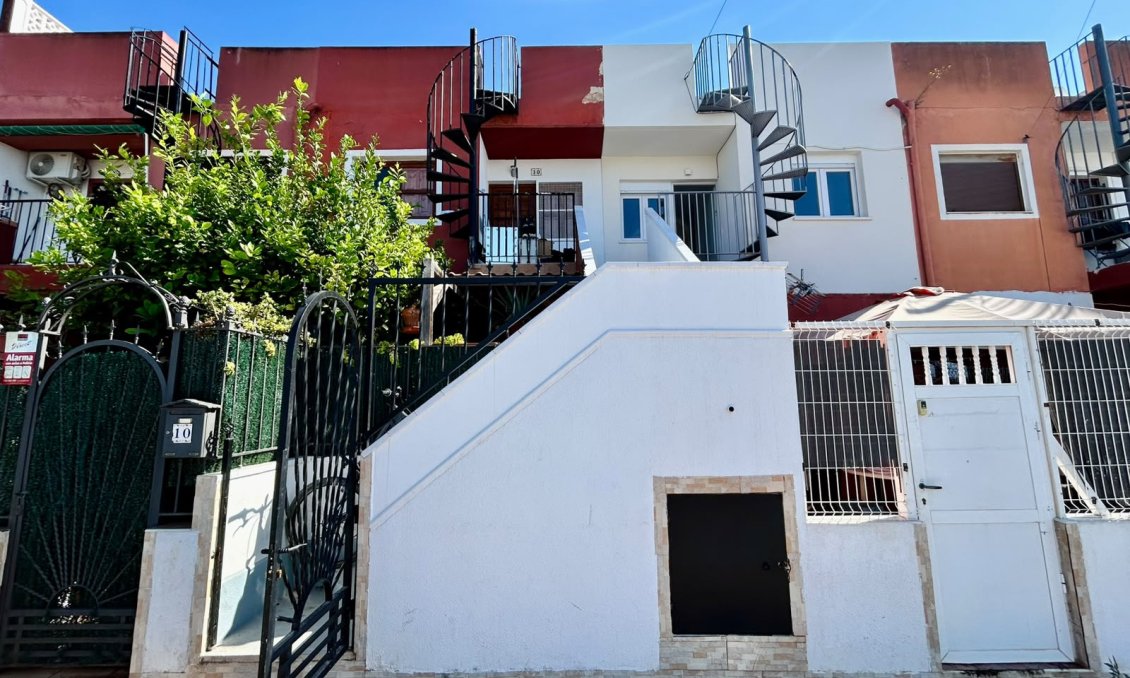 Használt Ingatlanok - Apartman -
Torrevieja - Costa Blanca