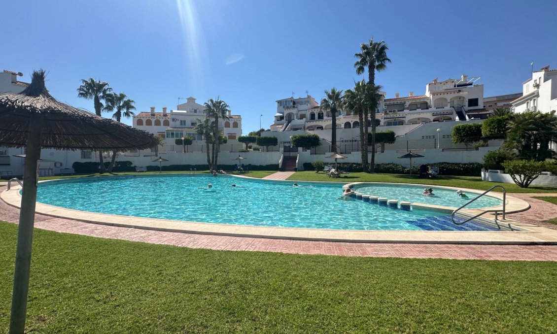 Segunda mano - Adosado -
La Mata - Costa Blanca