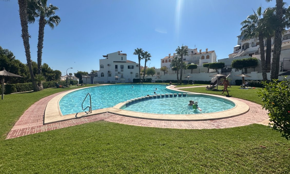 Segunda mano - Adosado -
La Mata - Costa Blanca
