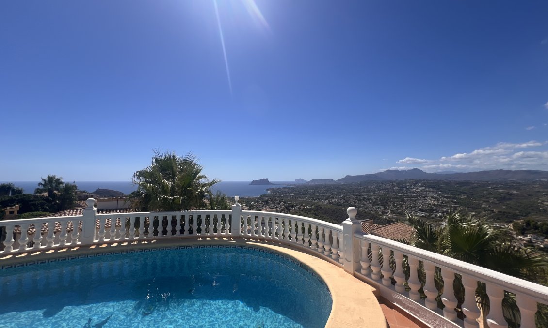Segunda mano - Villa -
Cumbre del Sol - Costa Blanca