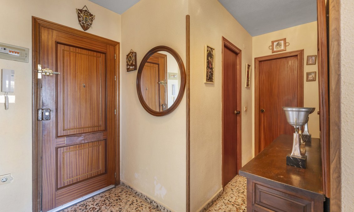 Használt Ingatlanok - Apartman -
Torrevieja - Costa Blanca