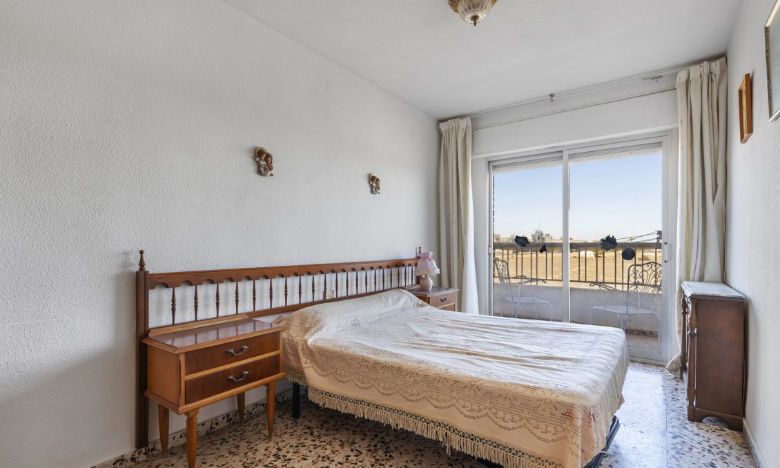 Használt Ingatlanok - Apartman -
Torrevieja - Costa Blanca