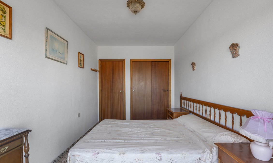 Használt Ingatlanok - Apartman -
Torrevieja - Costa Blanca