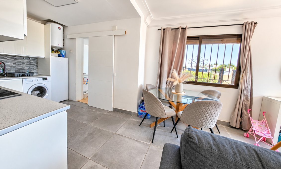 Segunda mano - Villa -
Villamartin - Costa Blanca