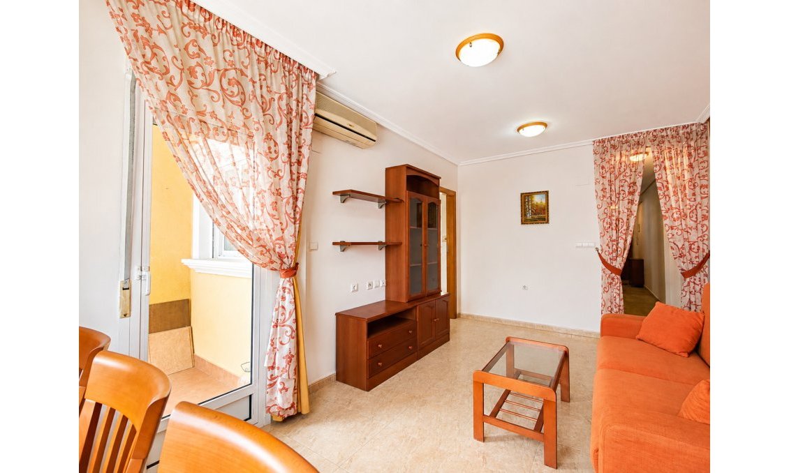 Használt Ingatlanok - Apartman -
Torrevieja - Costa Blanca