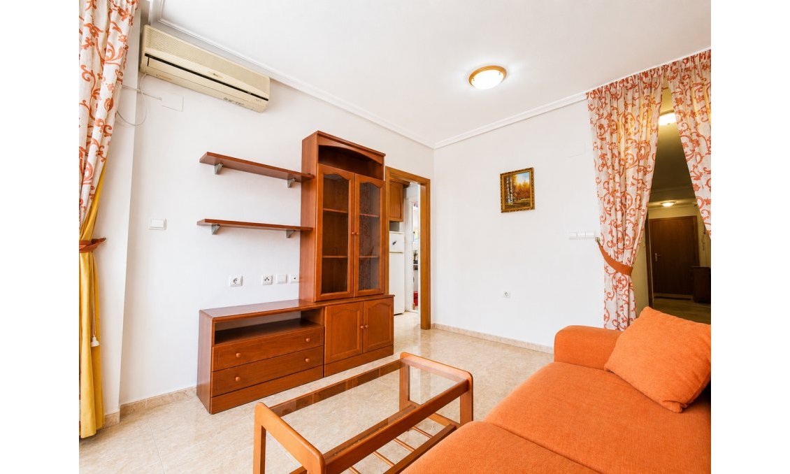 Használt Ingatlanok - Apartman -
Torrevieja - Costa Blanca