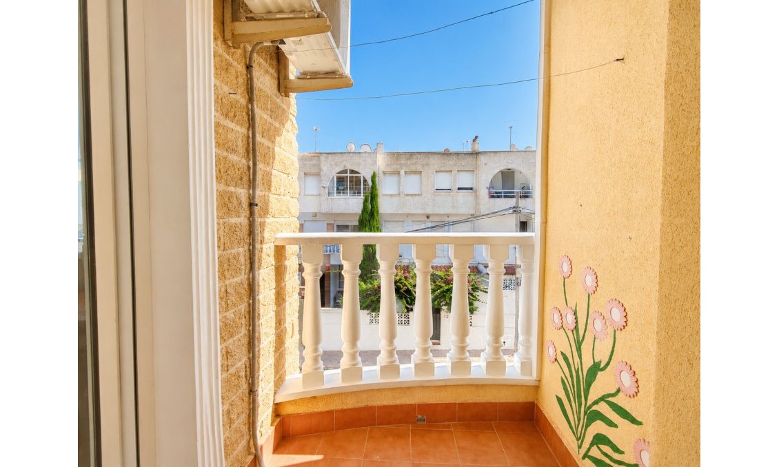 Használt Ingatlanok - Apartman -
Torrevieja - Costa Blanca