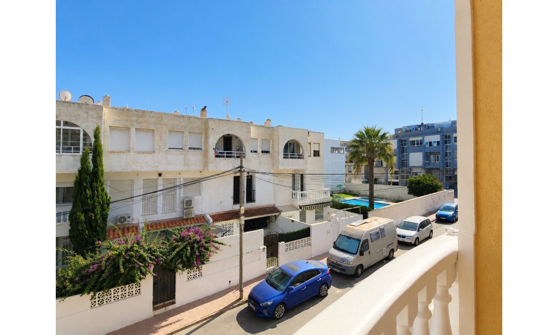 Használt Ingatlanok - Apartman -
Torrevieja - Costa Blanca