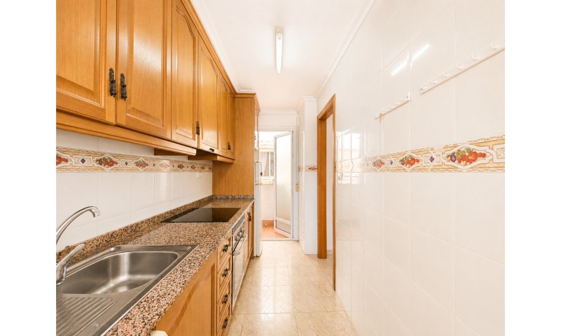 Használt Ingatlanok - Apartman -
Torrevieja - Costa Blanca