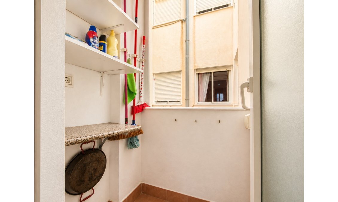 Használt Ingatlanok - Apartman -
Torrevieja - Costa Blanca