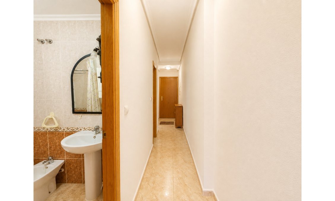 Használt Ingatlanok - Apartman -
Torrevieja - Costa Blanca