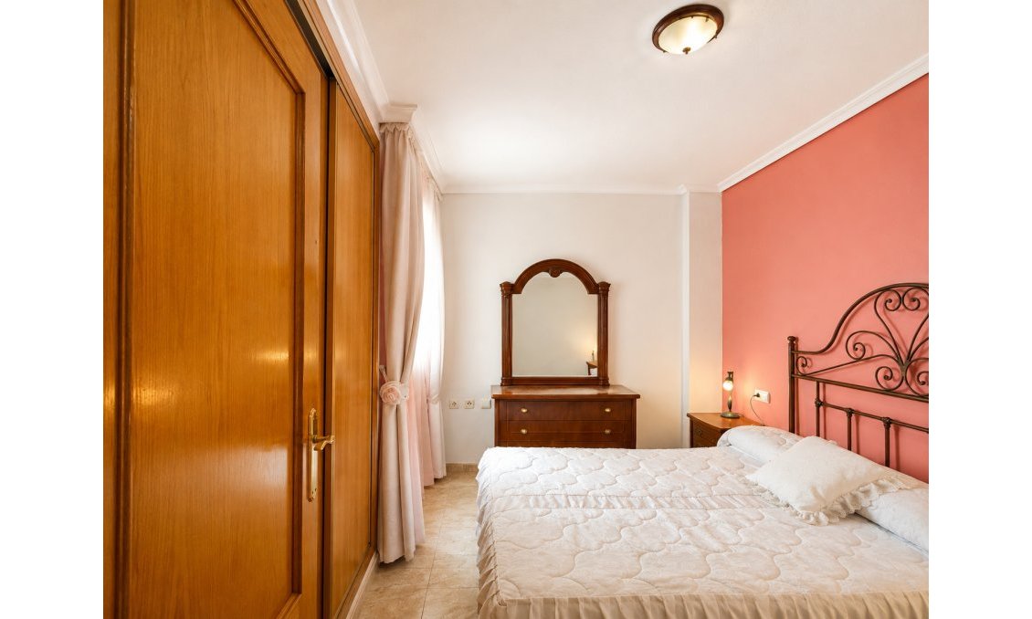 Használt Ingatlanok - Apartman -
Torrevieja - Costa Blanca