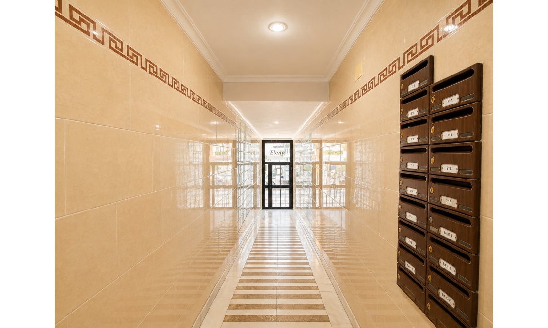 Használt Ingatlanok - Apartman -
Torrevieja - Costa Blanca