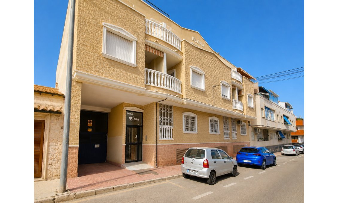 Használt Ingatlanok - Apartman -
Torrevieja - Costa Blanca