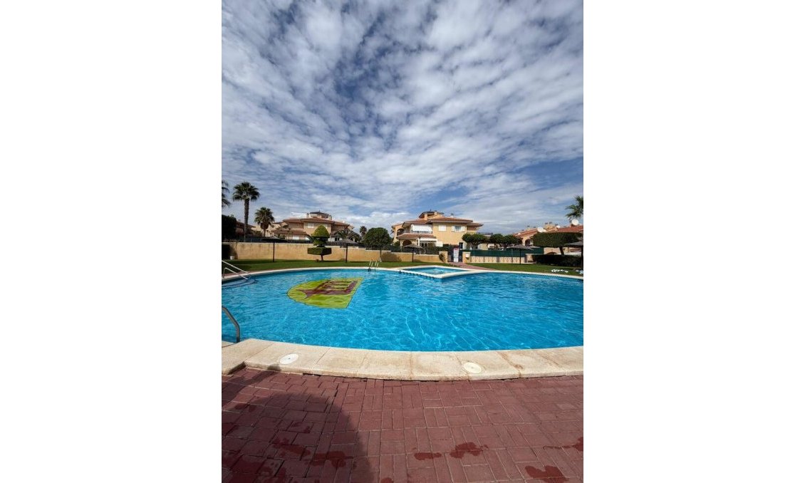Segunda mano - Bungalow -
Gran Alacant - Costa Blanca