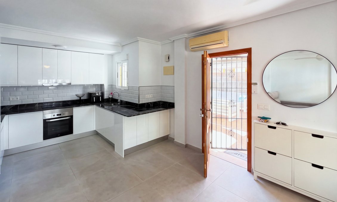 Segunda mano - Adosado -
Orihuela Costa - Costa Blanca
