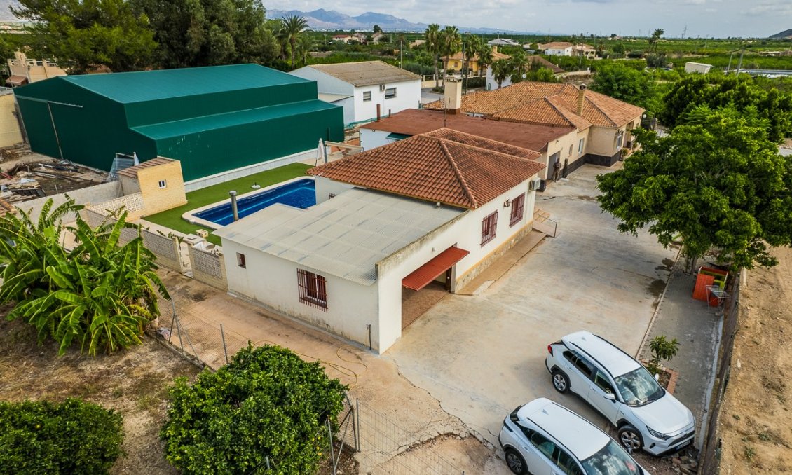 Segunda mano - Villa -
Orihuela - Inland