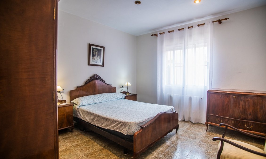 Segunda mano - Villa -
Orihuela - Inland