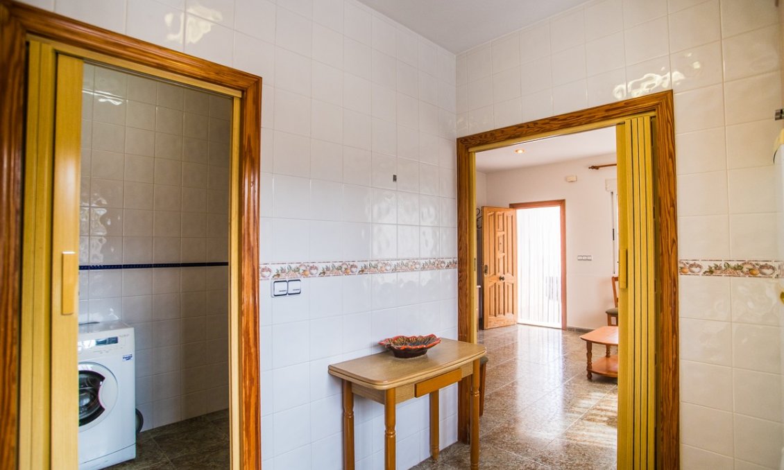 Segunda mano - Villa -
Orihuela - Inland