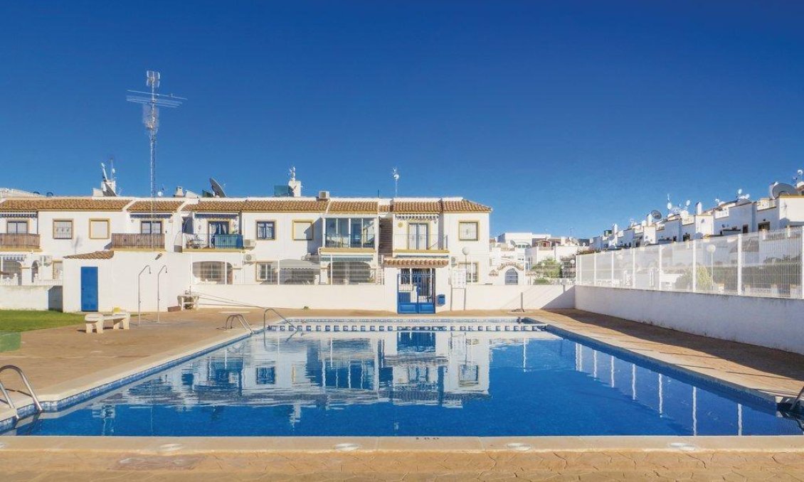 Wiederverkauf - Stadthaus -
Torrevieja - Carrefour