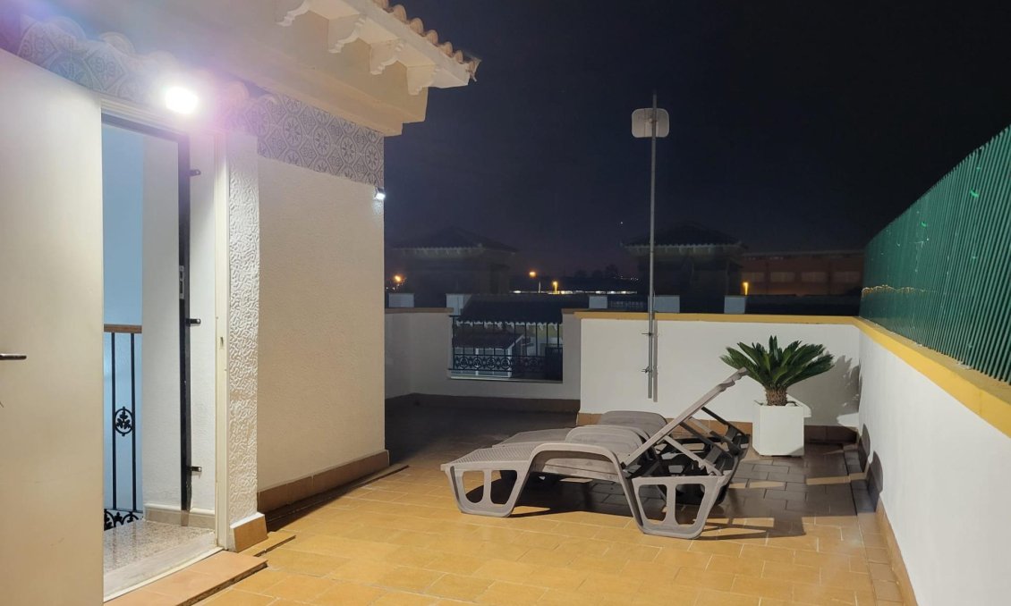 Wiederverkauf - Stadthaus -
Torrevieja - Carrefour