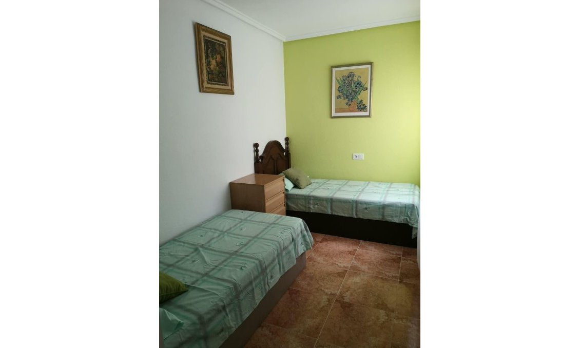 Segunda mano - Apartamento -
Torrevieja - PARQUE DE LAS NACIONES