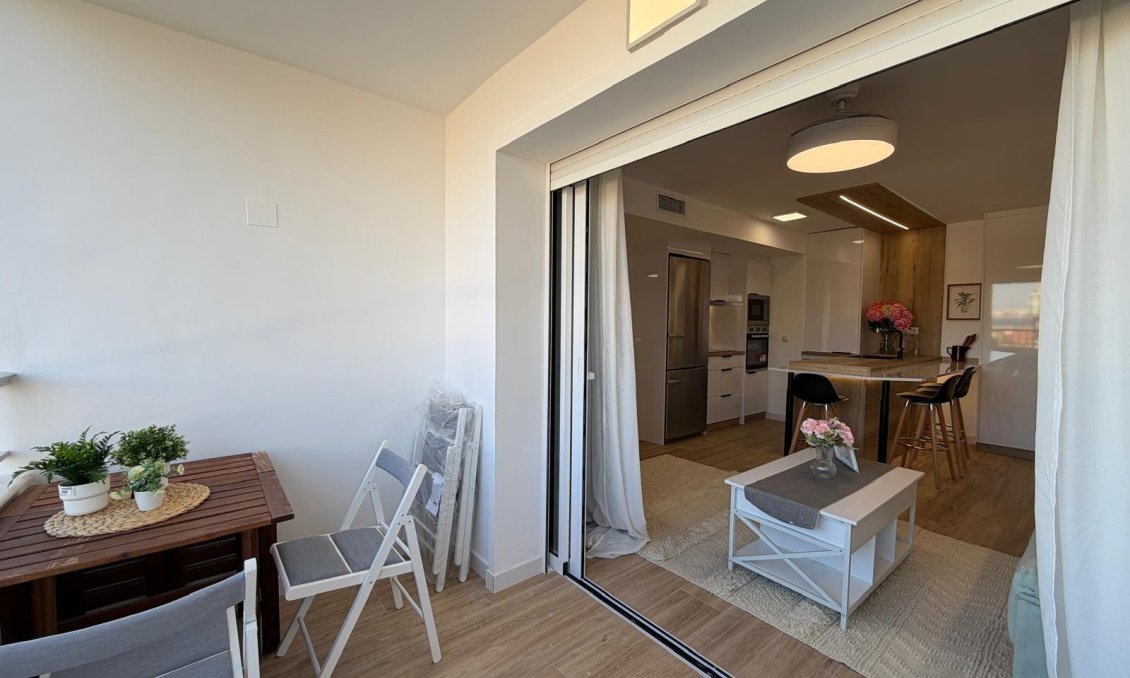 Segunda mano - Apartamento -
Torrevieja - Punta Prima
