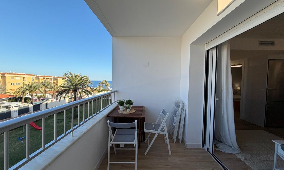 Segunda mano - Apartamento -
Torrevieja - Punta Prima
