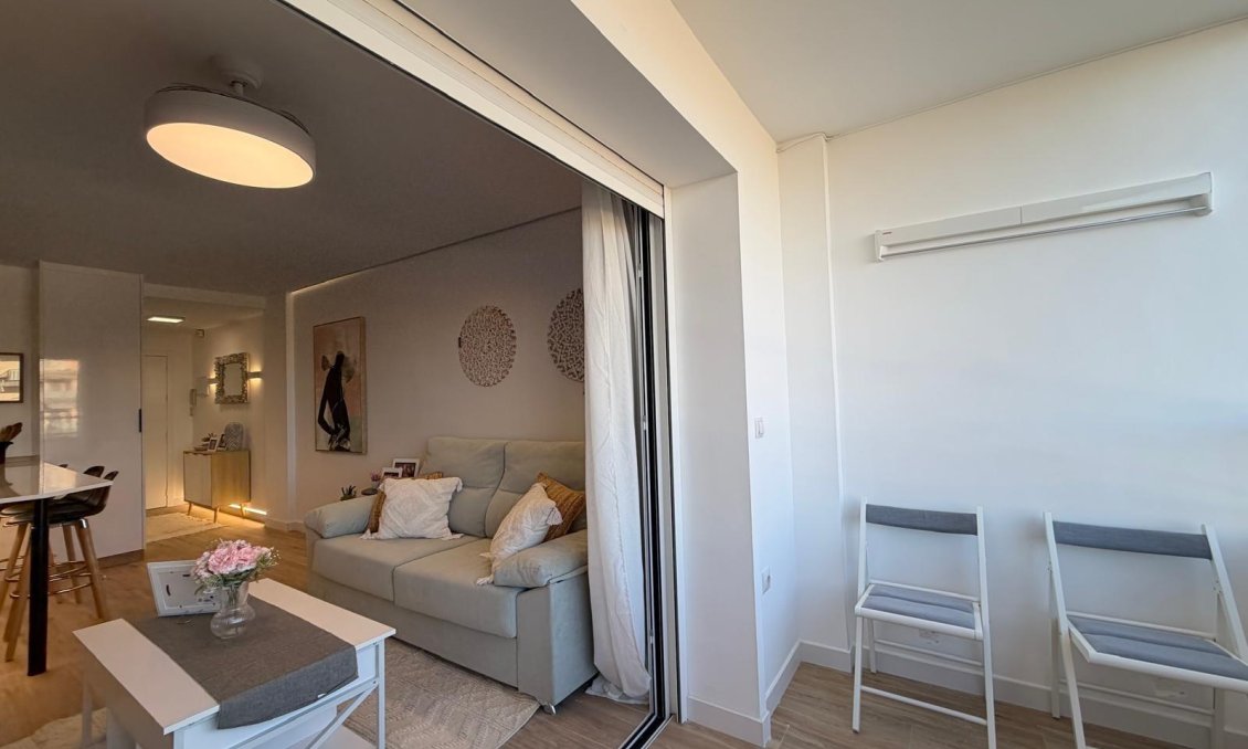 Segunda mano - Apartamento -
Torrevieja - Punta Prima