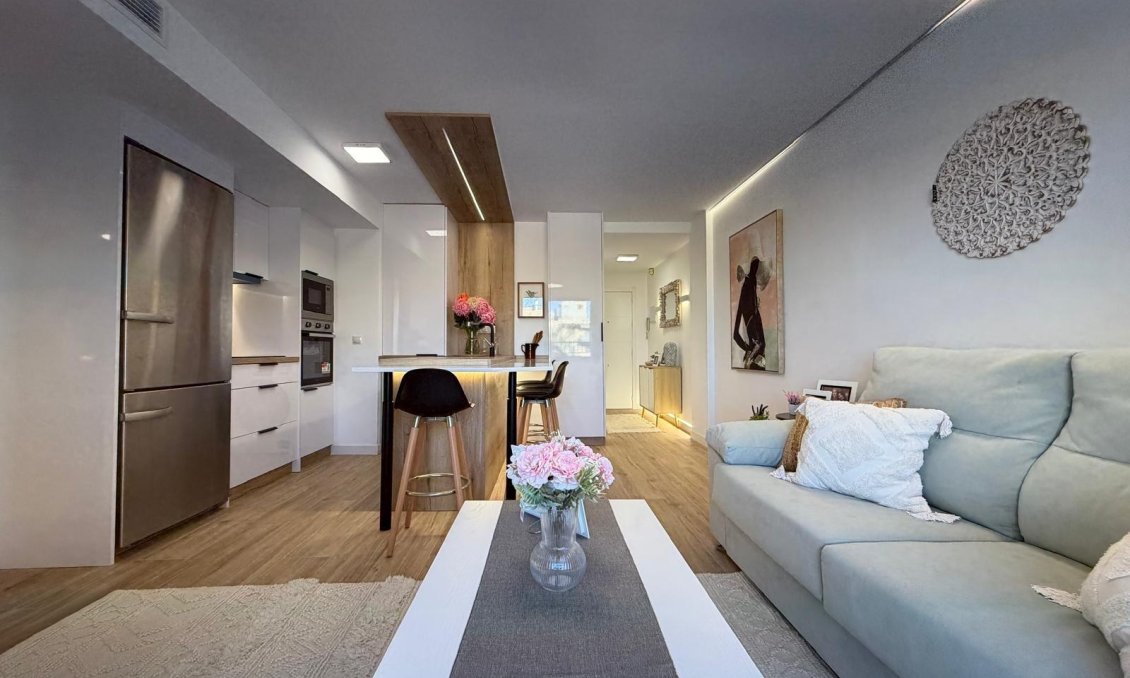 Segunda mano - Apartamento -
Torrevieja - Punta Prima