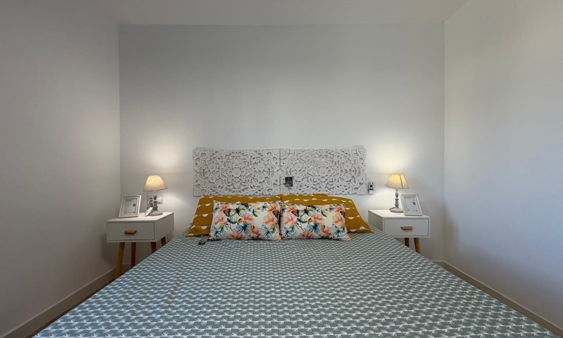 Segunda mano - Apartamento -
Torrevieja - Punta Prima