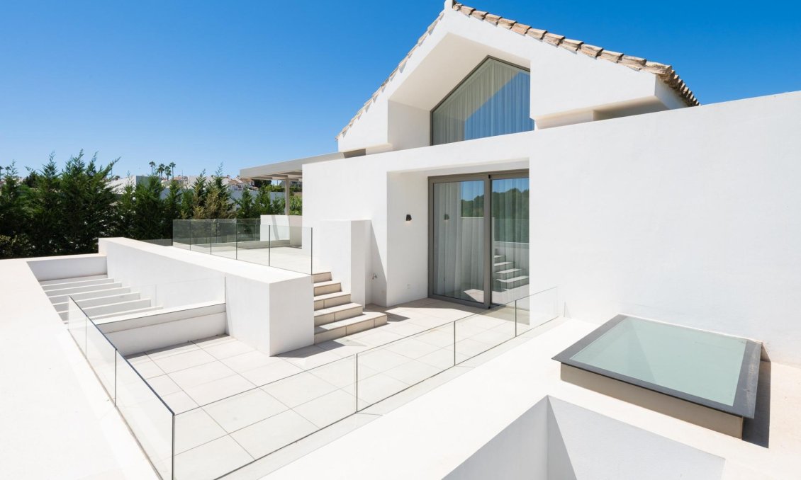 Neue Gebäude - Villa -
Estepona - Paraiso Alto