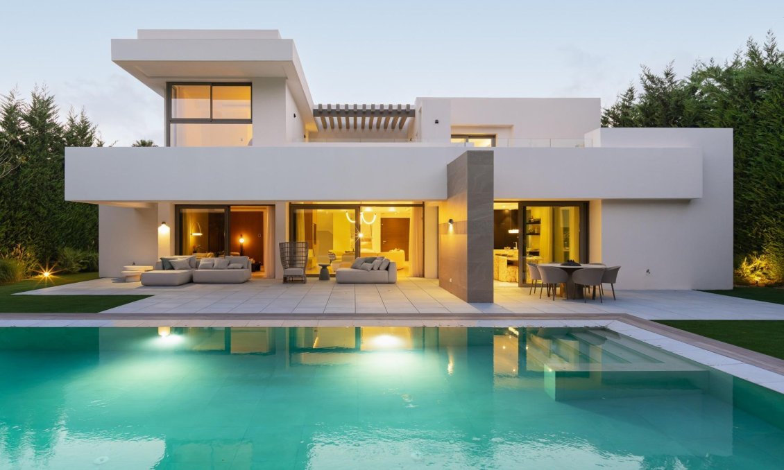 Neue Gebäude - Villa -
Estepona - Paraiso Alto