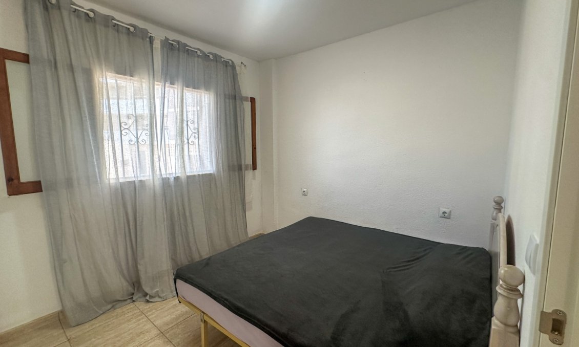Segunda mano - Apartamento -
La Zenia - Costa Blanca