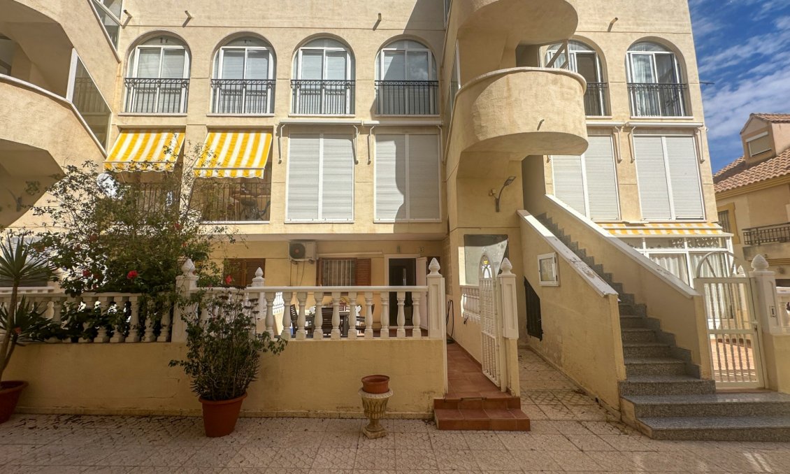 Segunda mano - Apartamento -
La Zenia - Costa Blanca