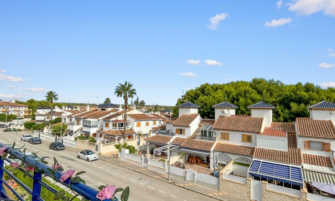Segunda mano - Apartamento -
Mil Palmeras - Costa Blanca