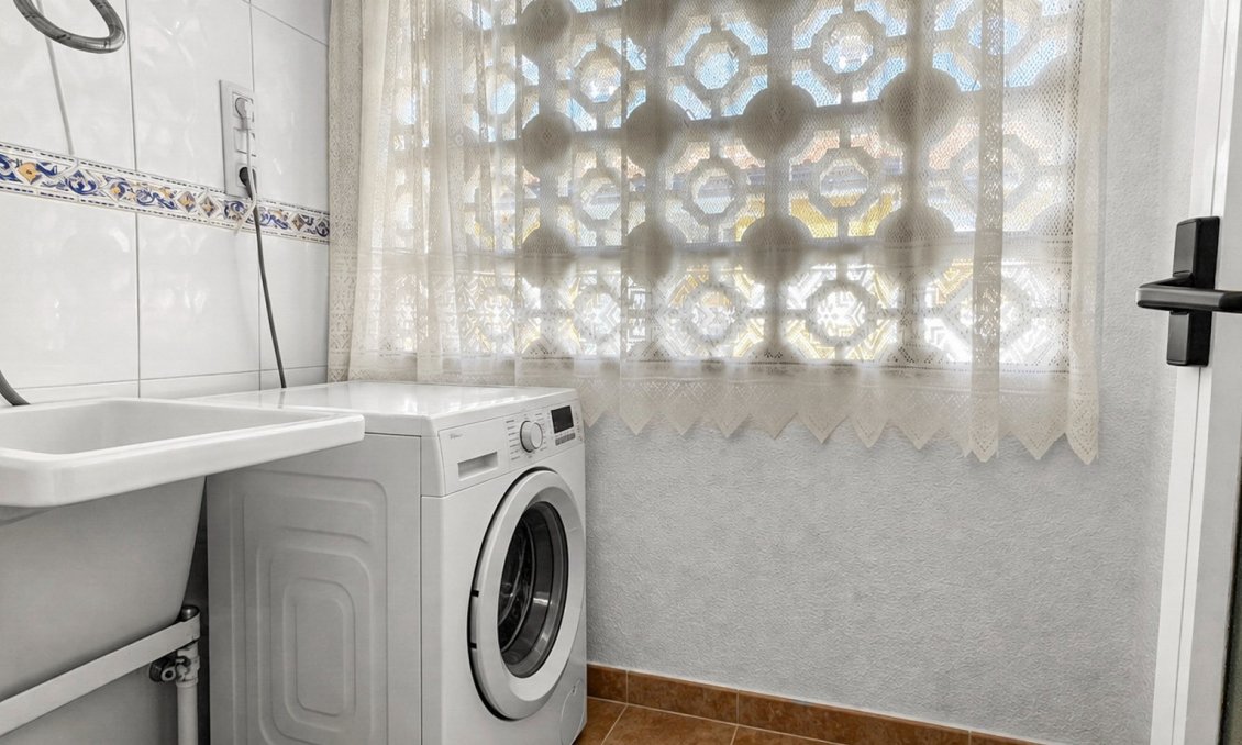 Segunda mano - Apartamento -
Mil Palmeras - Costa Blanca