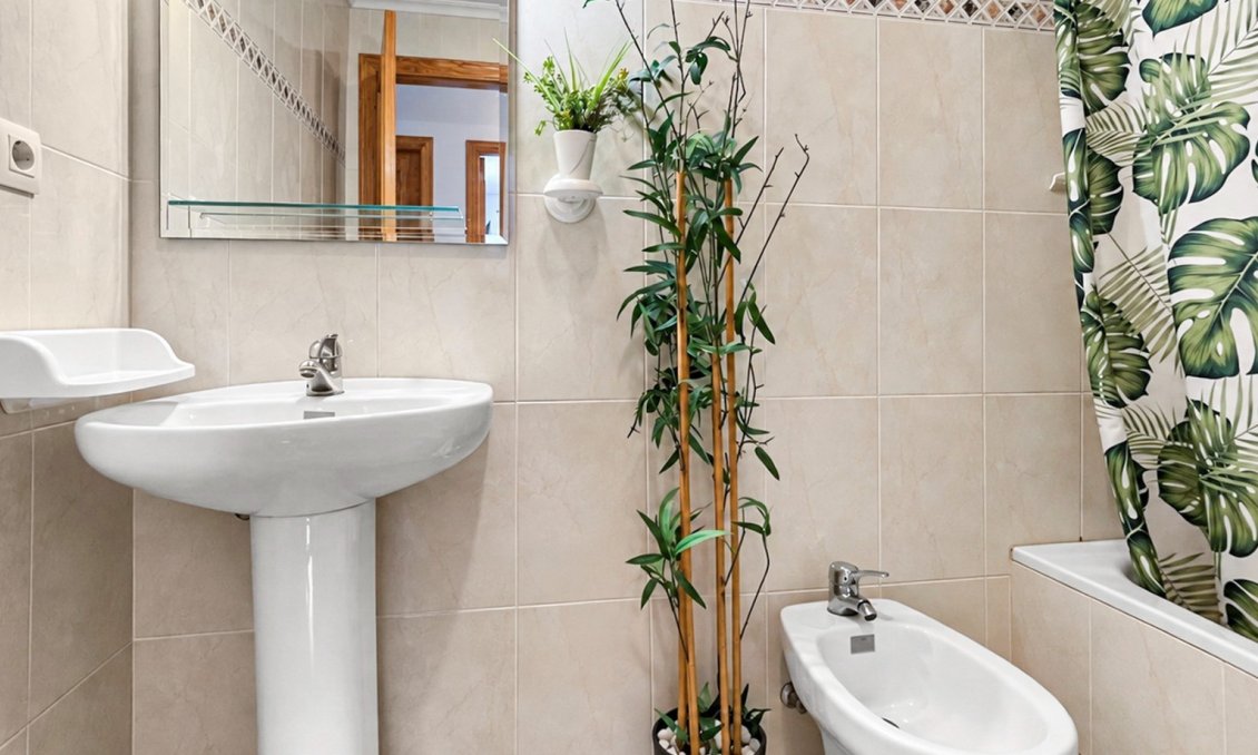 Segunda mano - Apartamento -
Mil Palmeras - Costa Blanca