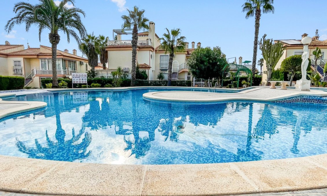 Használt Ingatlanok - Apartman -
Orihuela Costa - Costa Blanca